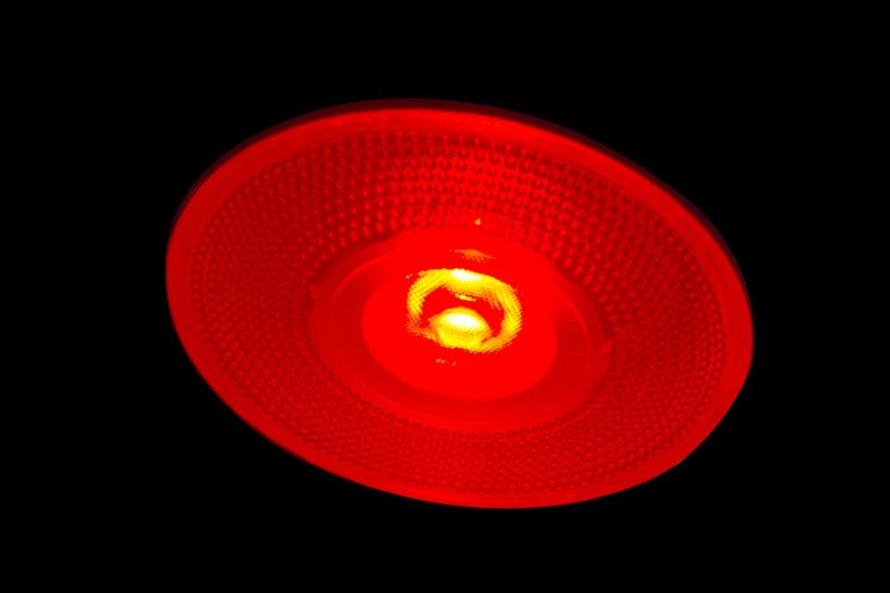 Integral LED PAR38 Red 15W = 135W ES/E27 Outdoor Spot Lamp (non-dim) 7 Integral LED PAR38 Red 15W = 135W ES/E27 Outdoor Spot Lamp (non-dim) - Image 5