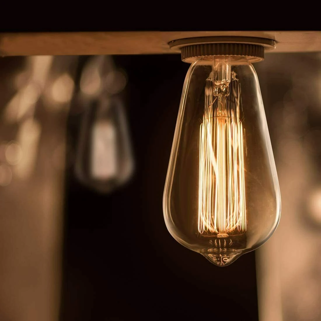 60W Rustic Vintage Style Squirrel Cage ST64 ES E27 Antique Extra Warm White Light Bulb 4 60W Rustic Vintage Style Squirrel Cage ST64 ES E27 Antique Extra Warm White Light Bulb - Image 2