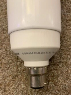 15 W = 75 W Osram Dulux EL Reflector BC B22d Shaded Energy Saver -Philips Shop i i m img 0339