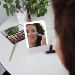 Müller-Licht LED Cosmetic Mirror Make-up Light Travel Mirror Amara Lux With Battery & Dimmable 7 Müller-Licht LED Cosmetic Mirror Make-up Light Travel Mirror Amara Lux With Battery & Dimmable -Philips Shop m m u mueller licht led komsetik spiegel schminklicht reisespiegel amar